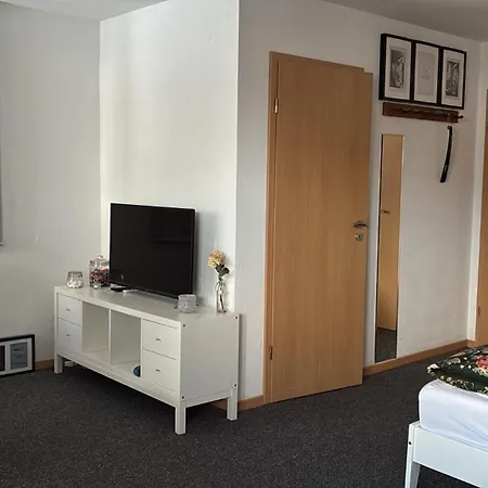 Rum i privatbostad Souterrain Appartment, Eigene Dusche U Wc *