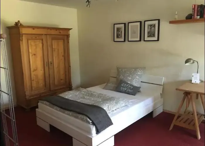 Souterrain Appartment, Eigene Dusche U Wc * Detmold