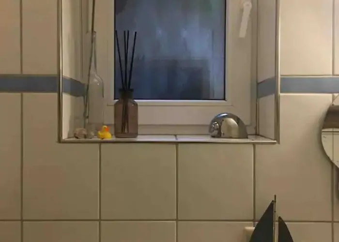 Souterrain Appartment, Eigene Dusche U Wc Detmold